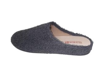 Zapatilla de estar por casa/De Hombre/Vulca-Bicha/Empeine téxtil/Suela de goma/Color Gris/Plantilla extraible/Tallas del 39 al 47